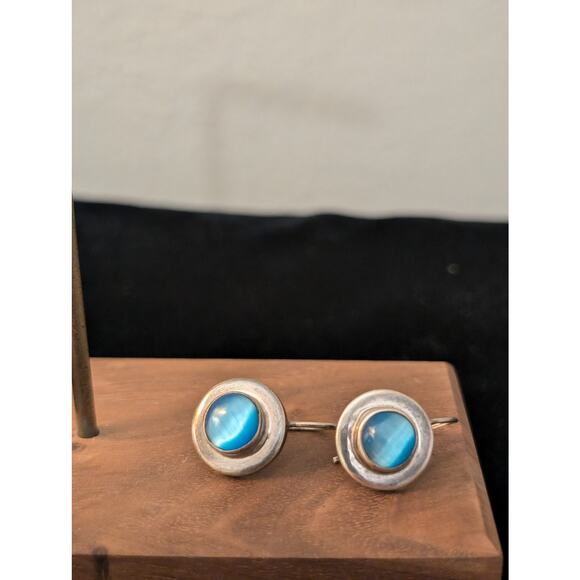 Vintage 925 Sterling Silver Mexico Cat's Eye Moonstone Wire Earrings - Picture 2 of 8